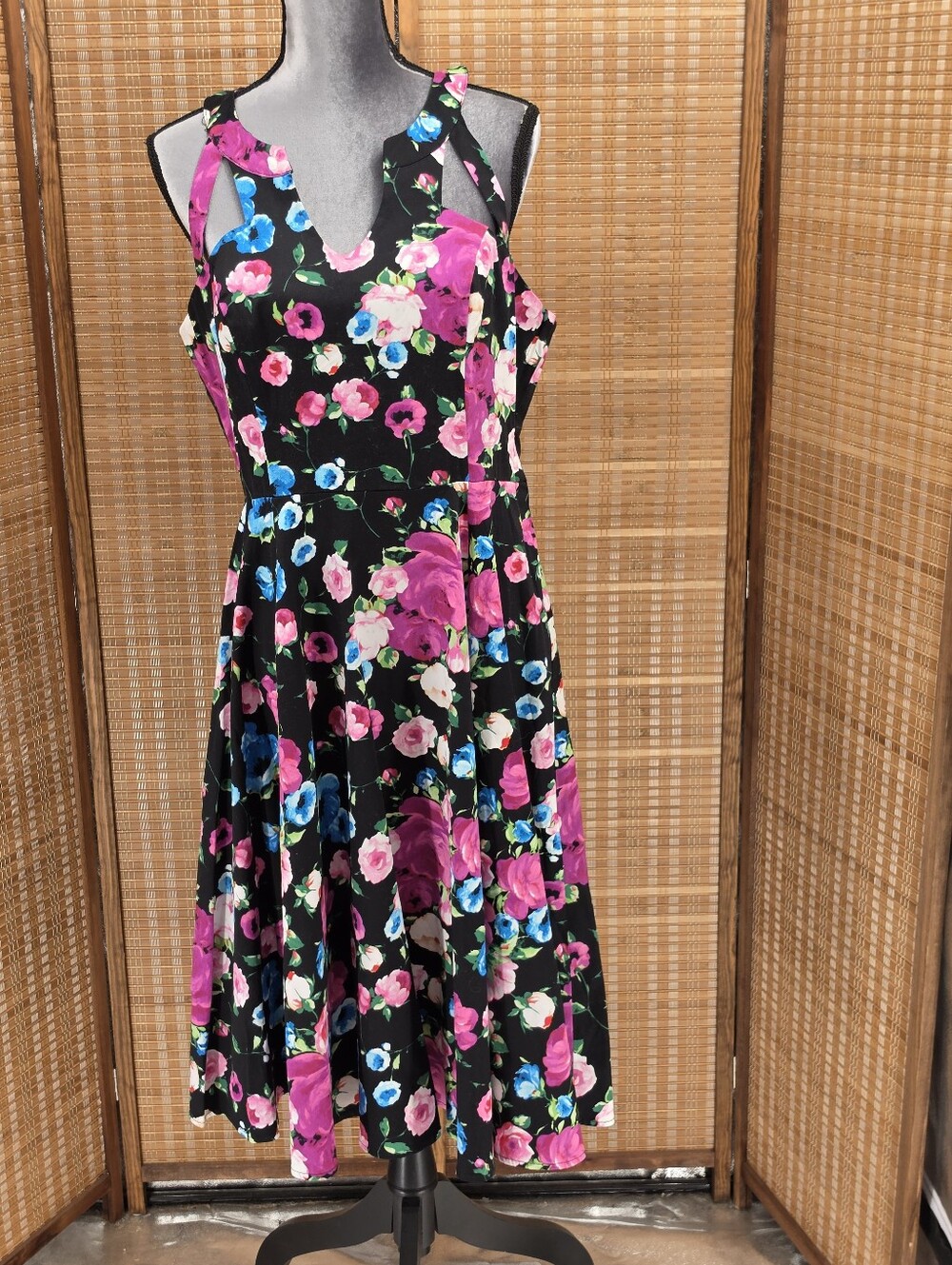 Hearts & Roses Floral Fit & Flare Sundress Black Pink & Blue Flowers Size 12